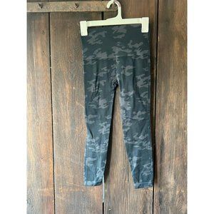 Spanx camo leggings size m
